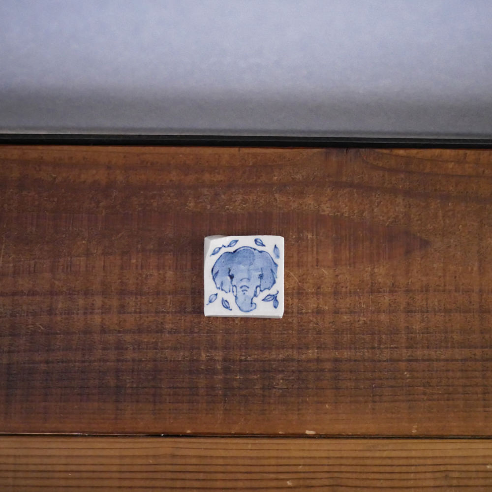 樋口真紀/お箸置き(ゾウ正面)1