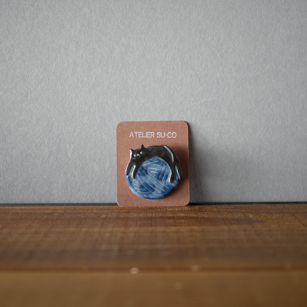 諏佐知子/ブローチ3