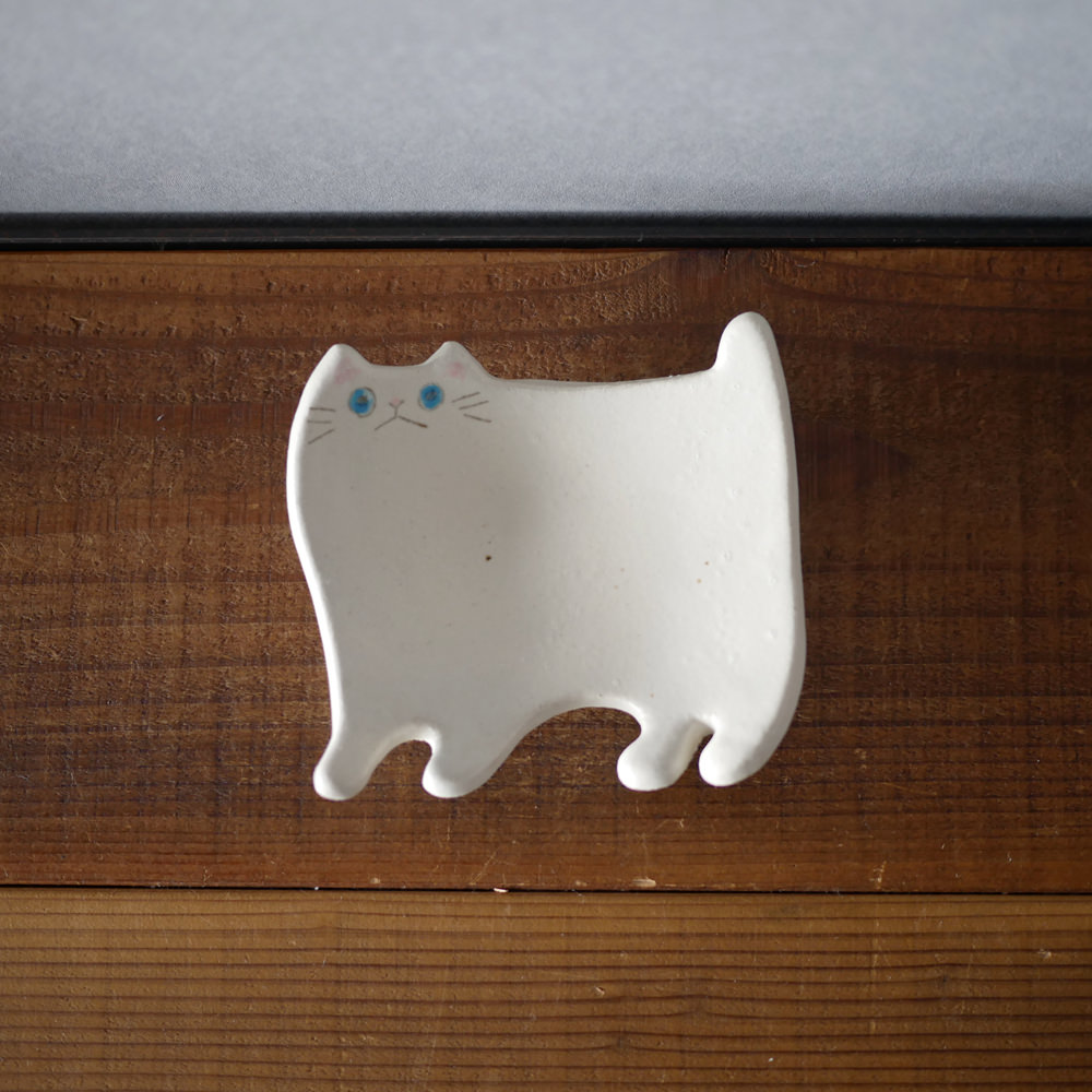 佐藤牧子/猫型小皿1
