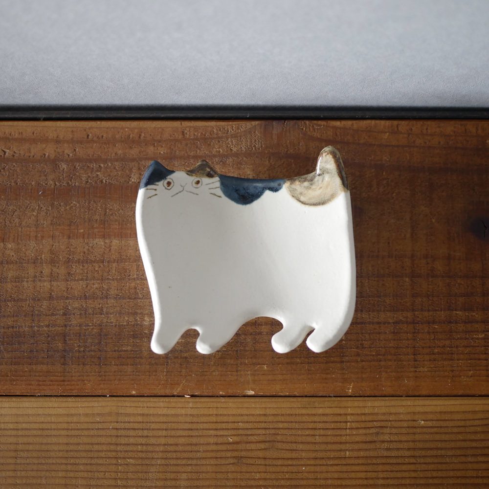 佐藤牧子/猫型小皿4