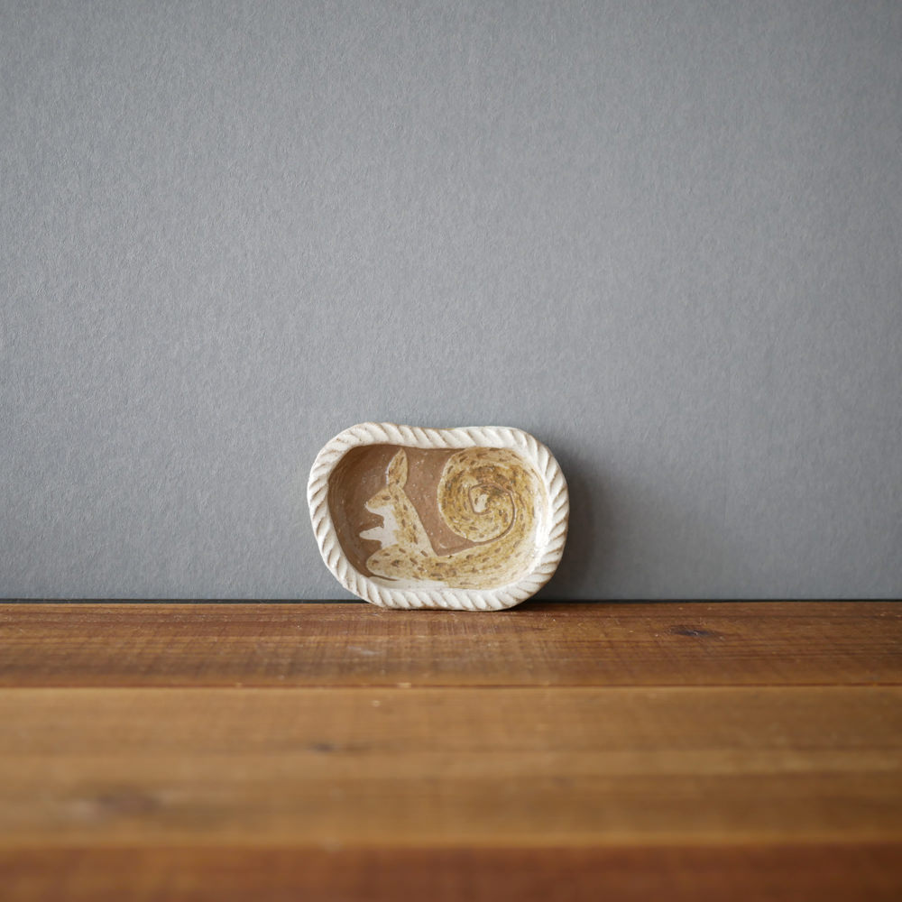 さのせいら/リスの小皿2