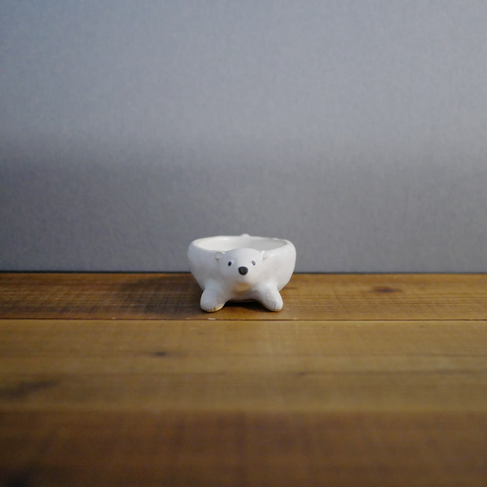 UMESHISO工房/シロクマ小物入れ2