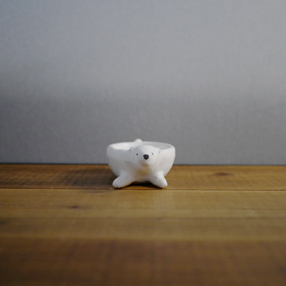 UMESHISO工房/シロクマ小物入れ3